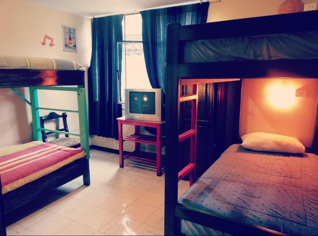 Flying Donkey Bed & Breakfast Otavalo Exterior photo